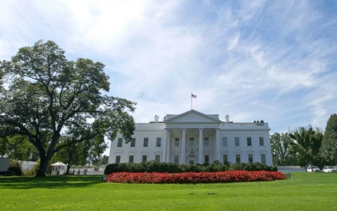 Lương của nhân viên Nhà Trắng cao cỡ nào? ảnh 1